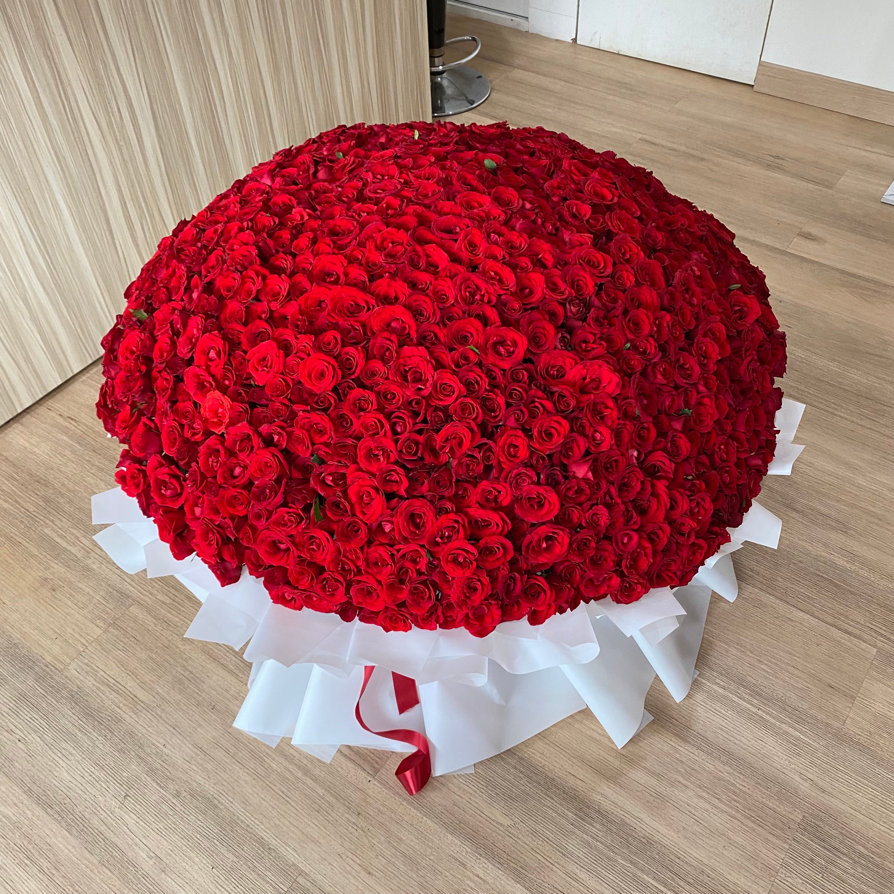 1000 Roses
