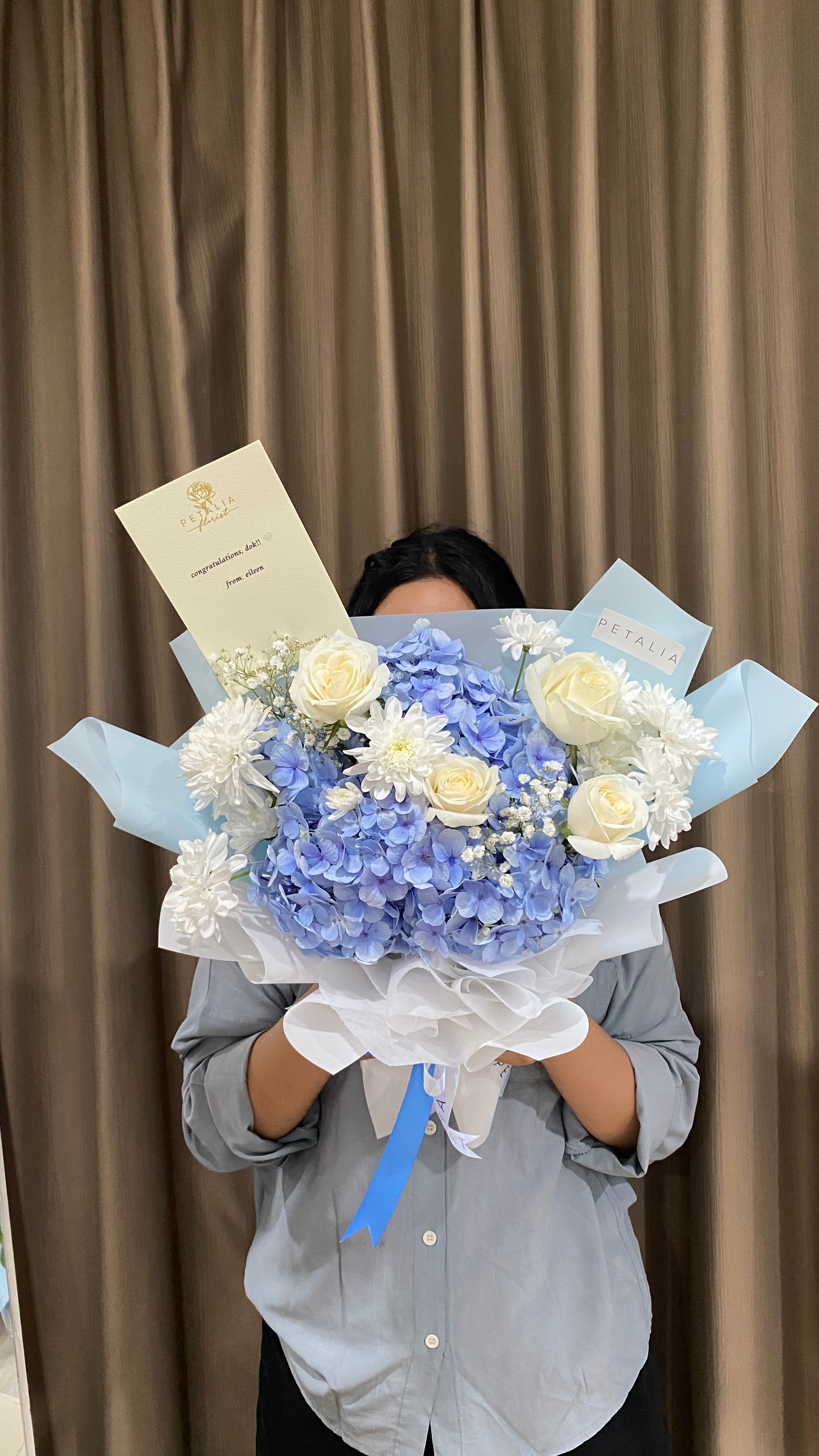 Bulan Biru